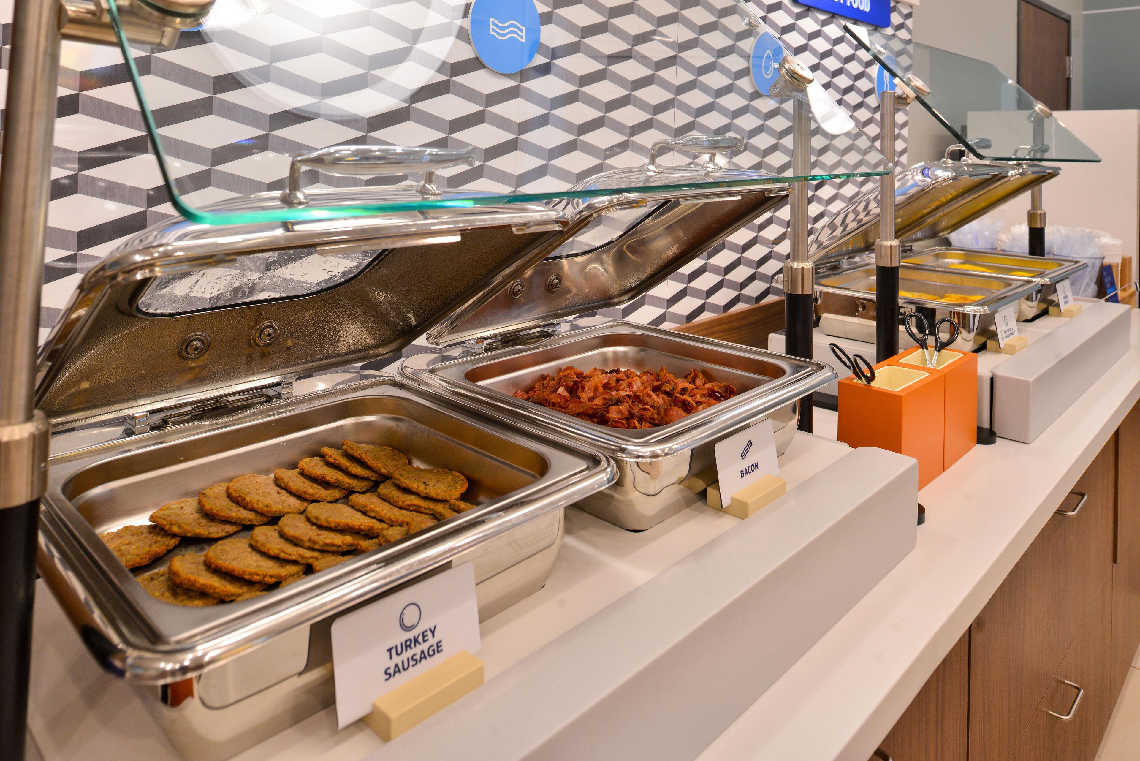 Holiday Inn Express & Suites Emporia Northwest By Ihg Εξωτερικό φωτογραφία